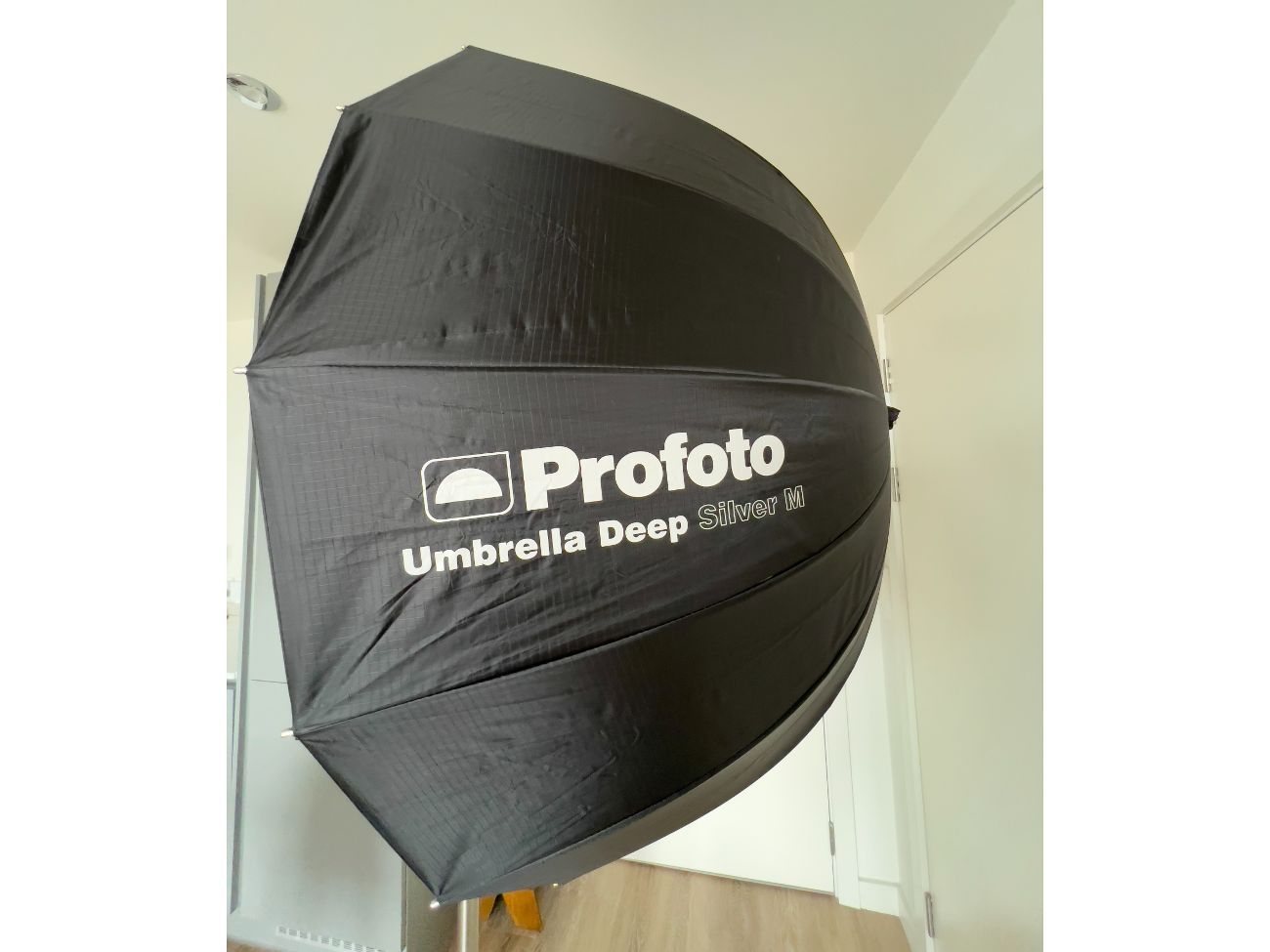 Profoto medium silver deep photography umbrella