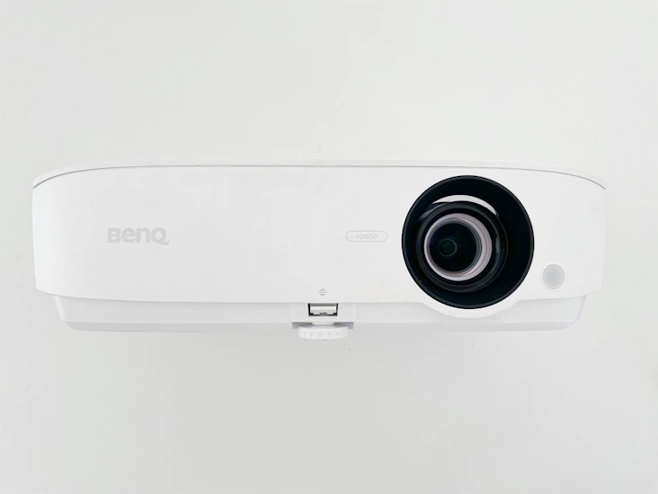 Projector benq th534, 1080p, 3300 ansi, 15000:1, 3d, 1.5m & 5m cable