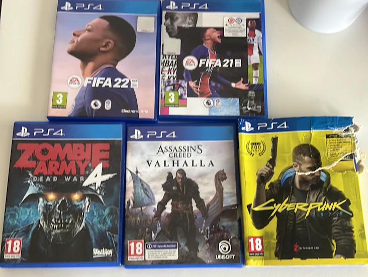 Ps4 pro 1 terabyte 5 games