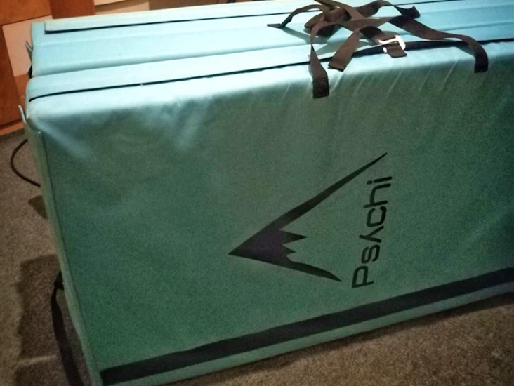 Psychi trifold bouldering mat