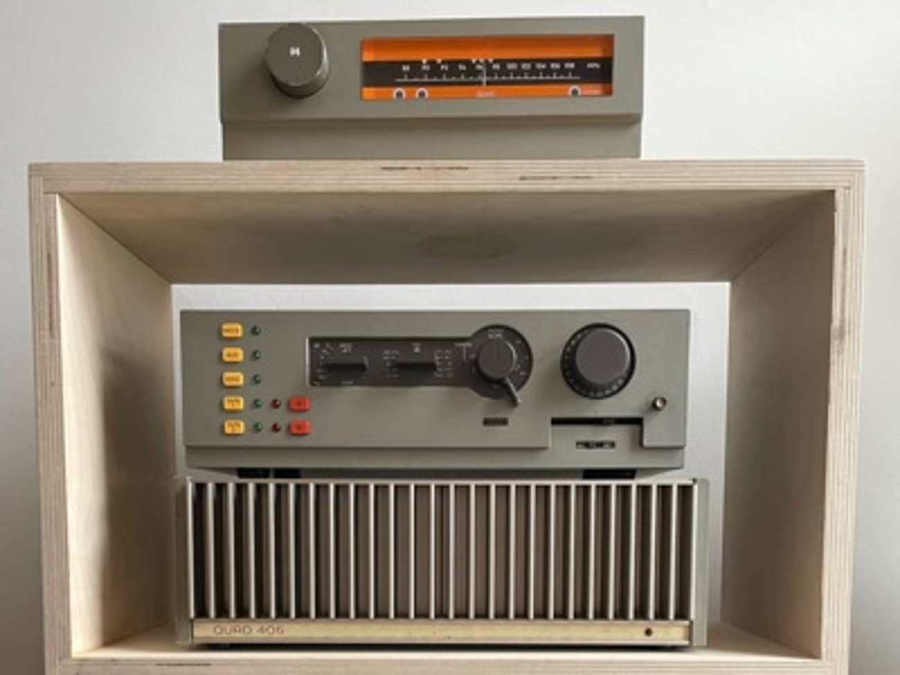 Quad 405-2 amplifier 