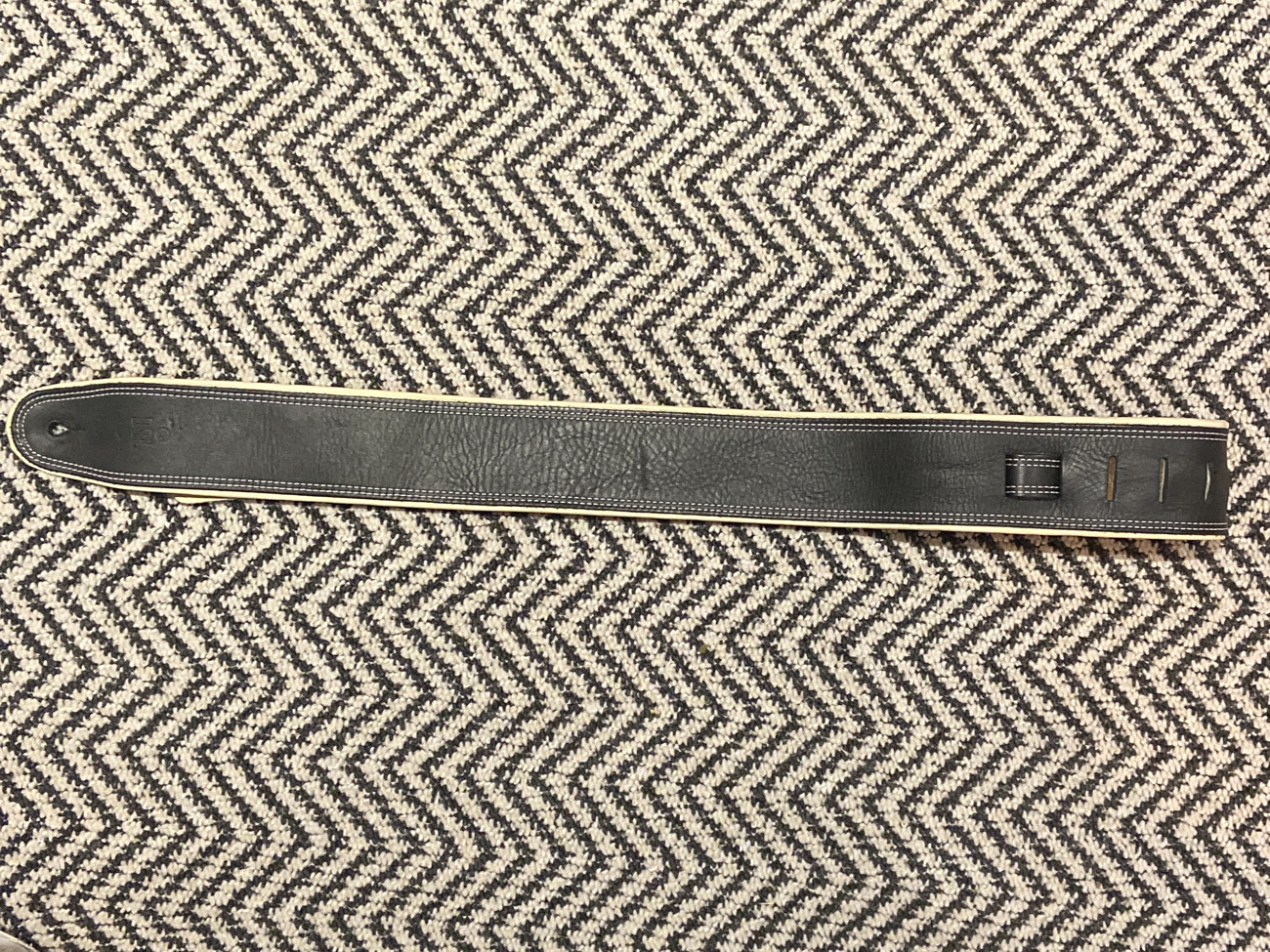 Quality dsl leather guitar strap