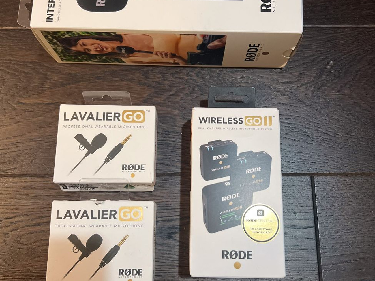Røde wireless go ii + handheld adaptor + lavalier/lapel mics