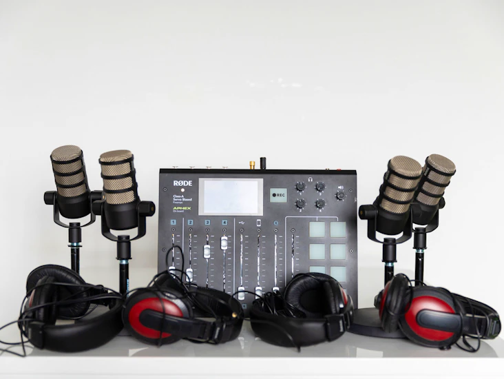 Rødecaster pro, 4 mic, stands and headphones.