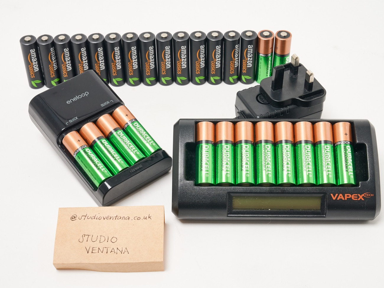 Rechargeable aa battery set (28 pieces)