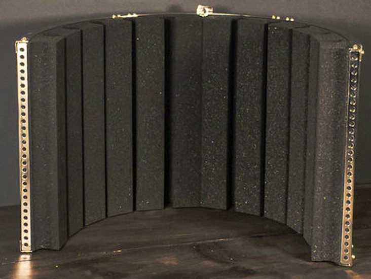 Recording sound shield. cad audio as32 acousti-shield