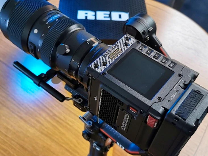 Red komodo-x 6k with operator. sigma 18-35 & 50-100mm f1.8