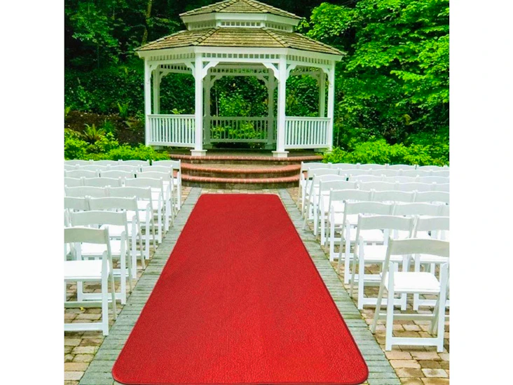 Red vip runway rug 4'x50'