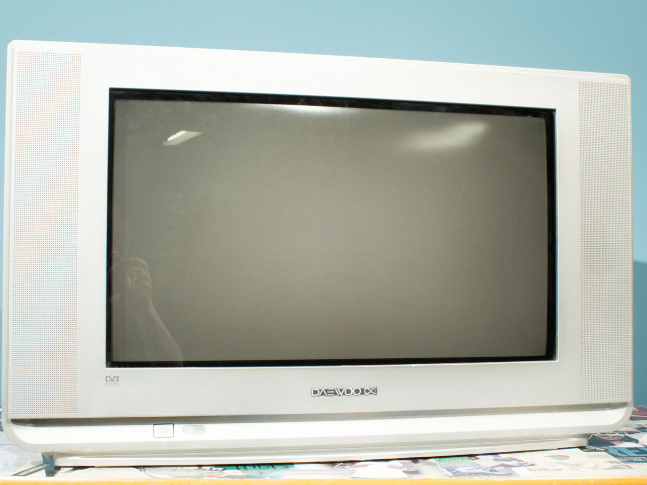 Retro daewoo dub-2842gb 28 inch widescreen colour crt tv