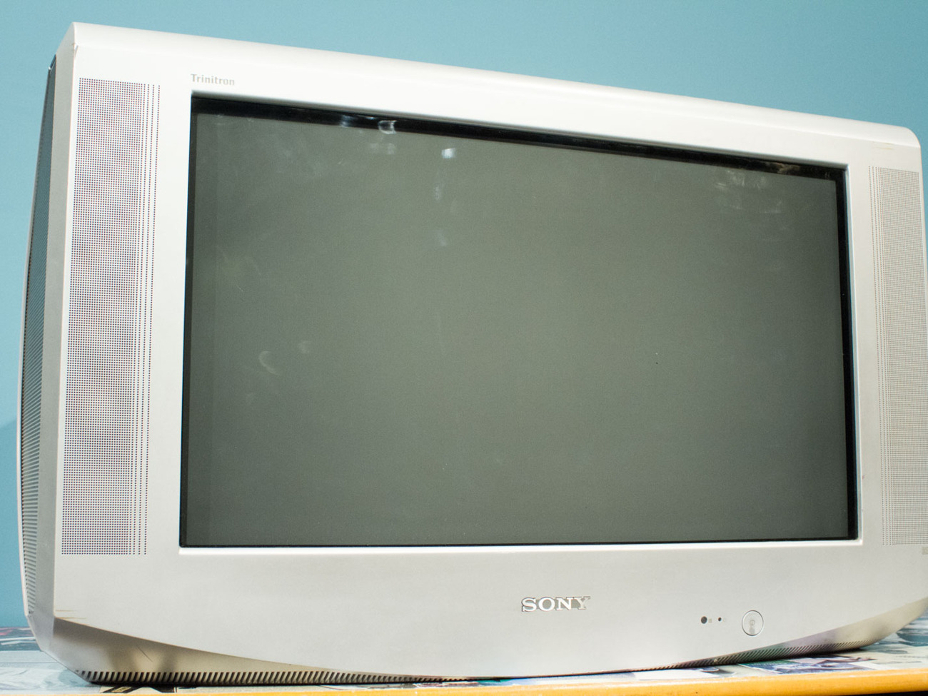 Retro sony kv-28ls36u widescreen colour crt tv