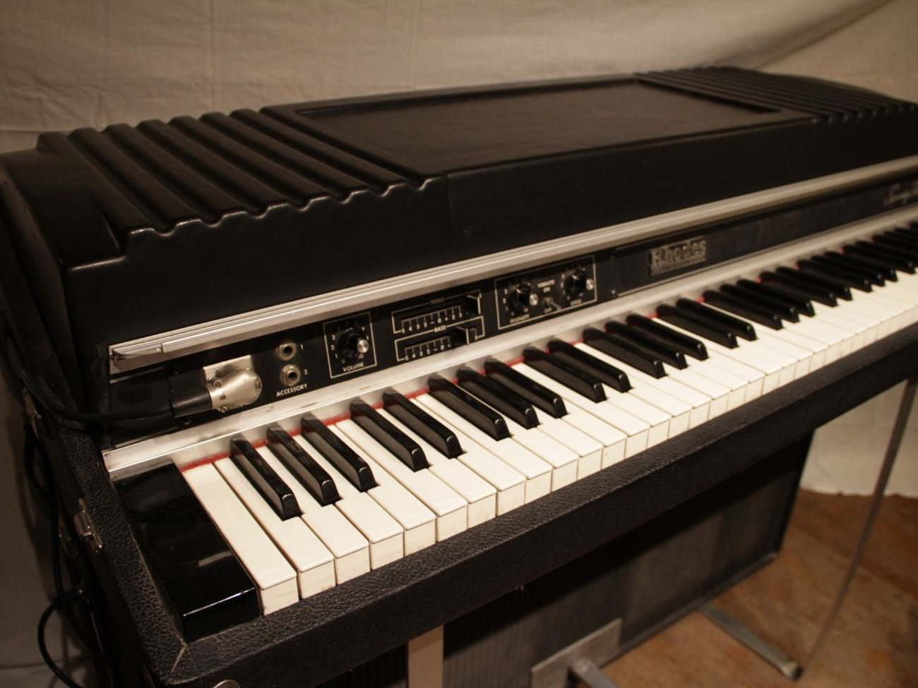 Rhodes 73 mkii