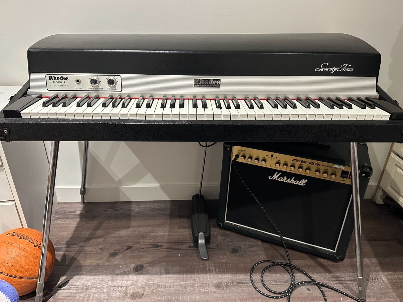 Rhodes electric piano