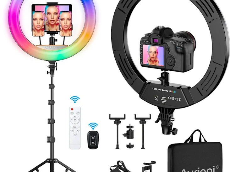 Ring light with tripod
