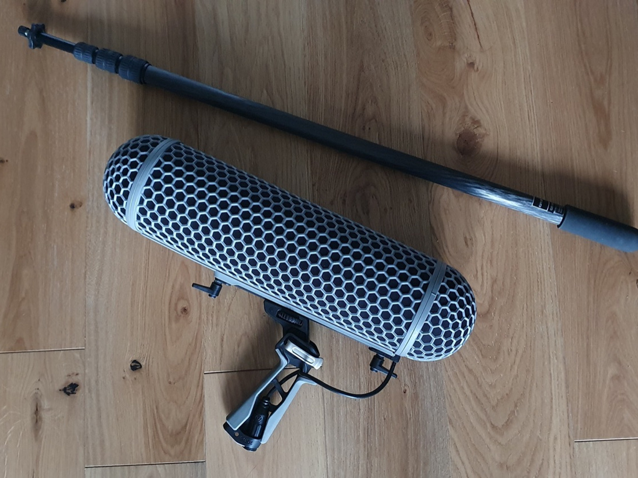Rode blimp and carbon fibre lightweight boom pole