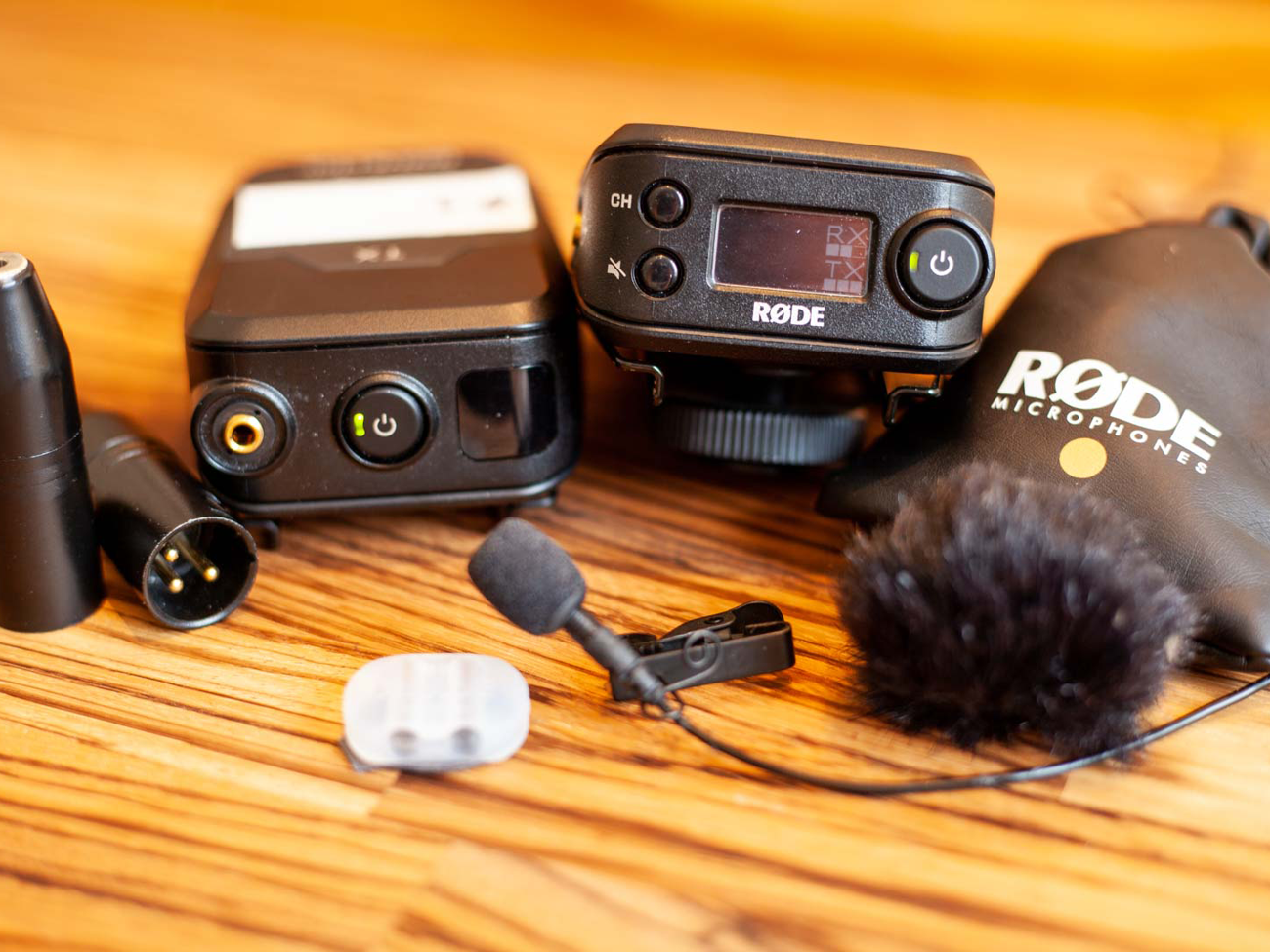 Rode filmmaker lavalier wireless microphone 