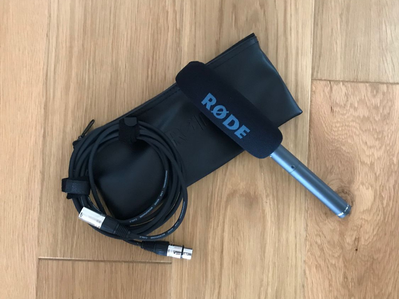 Rode ntg2 short shotgun microphone + xlr cable 1m