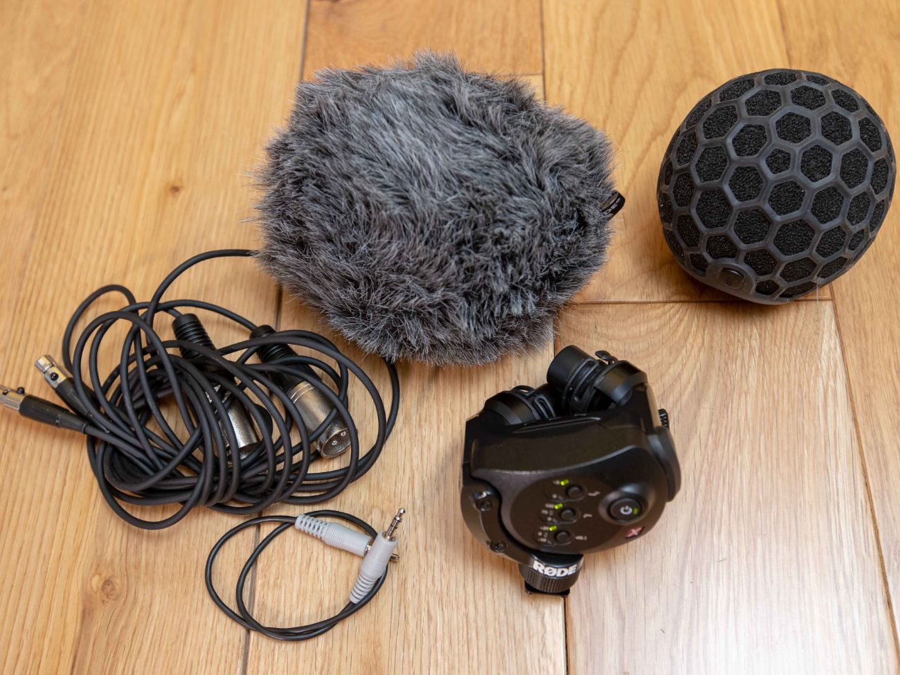 Microphone. rode stereo videomic x
