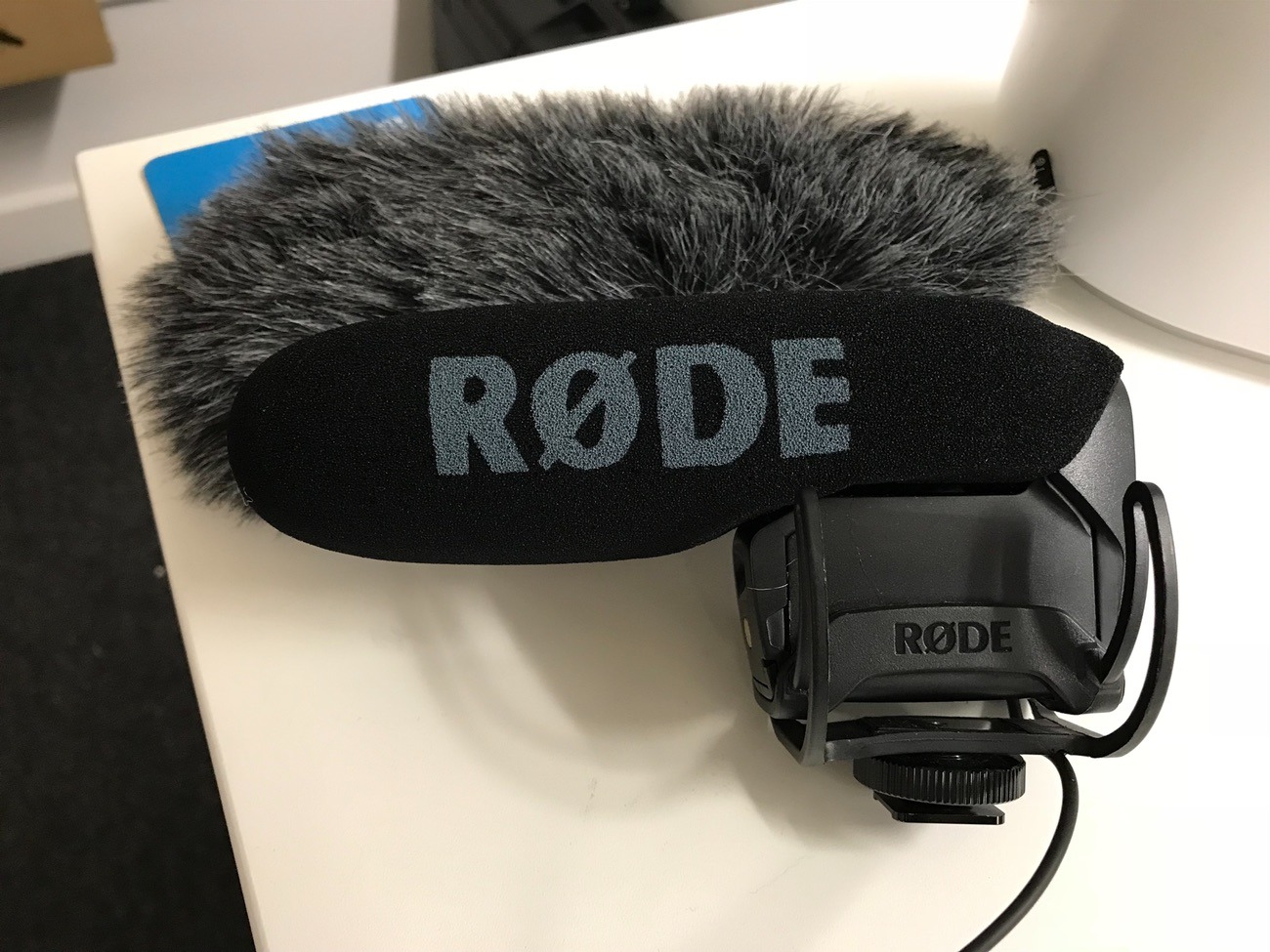 Rode videomic pro + deadcat