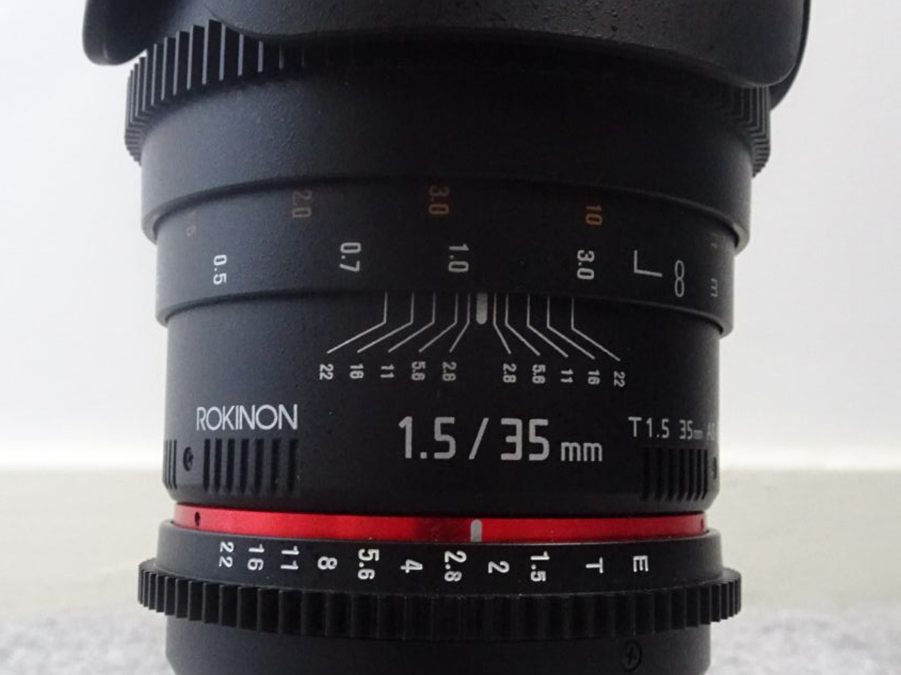 Rokinon 35mm t1.5 cine ds lens