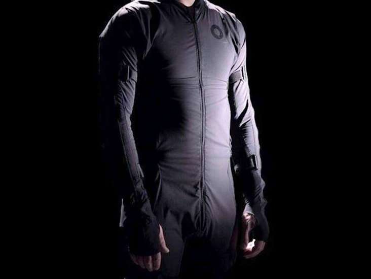 Rokoko motion capture suit