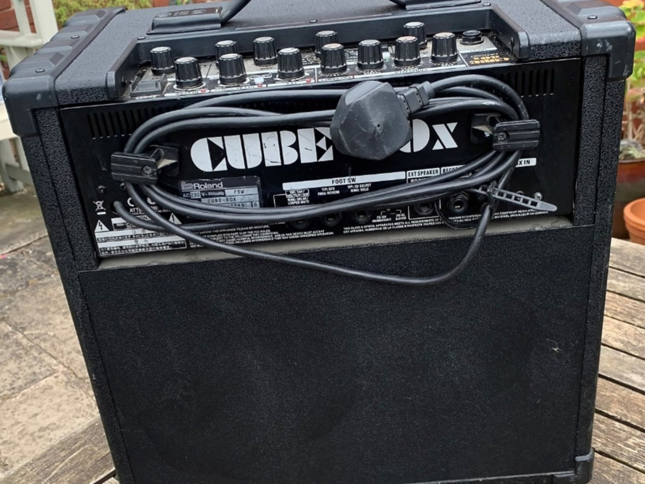 Roland cube 80xl 40w compact guitar amp