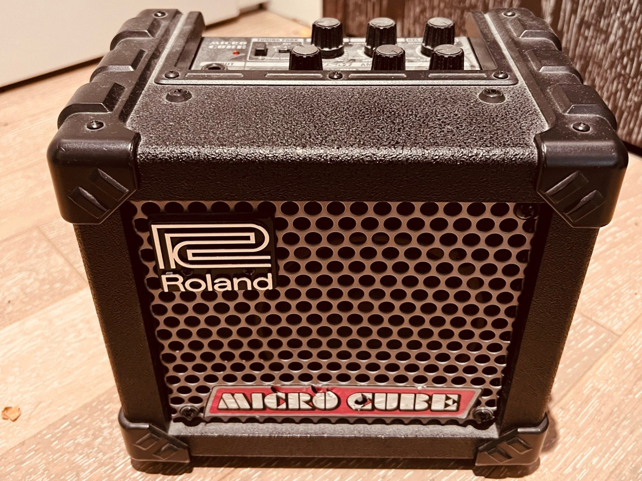 Roland micro cube guitar amplifier