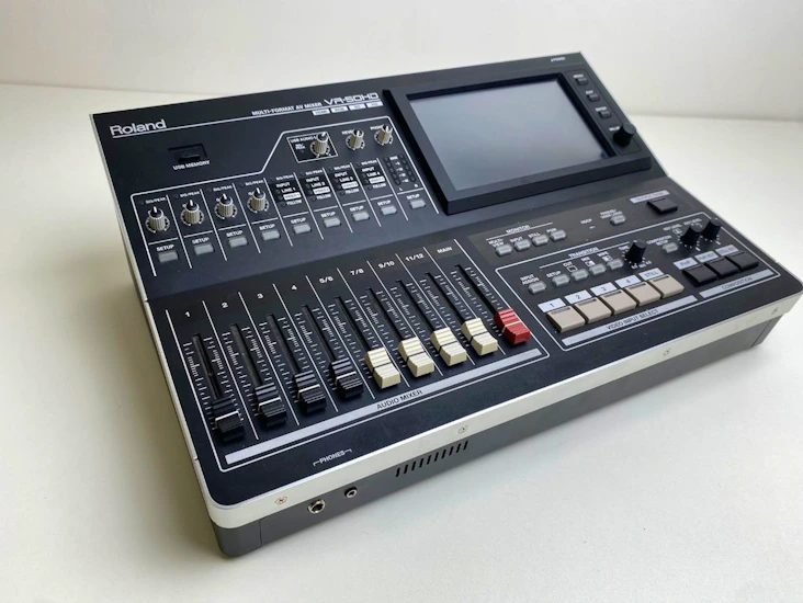 Roland vr50 hd a/v mixer