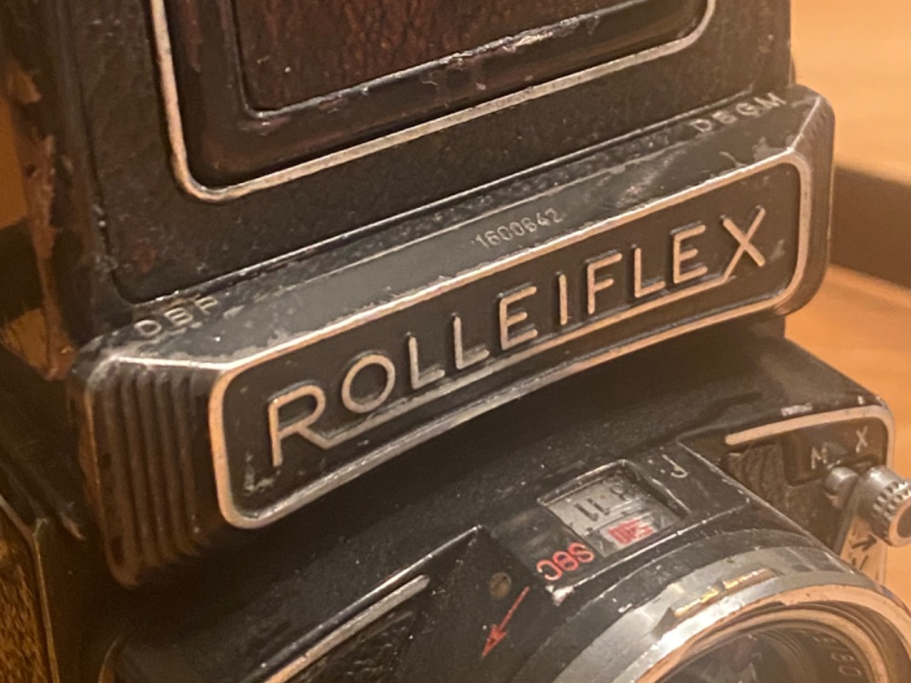 Rolleiflex 2.8 (medium format, 120mm)