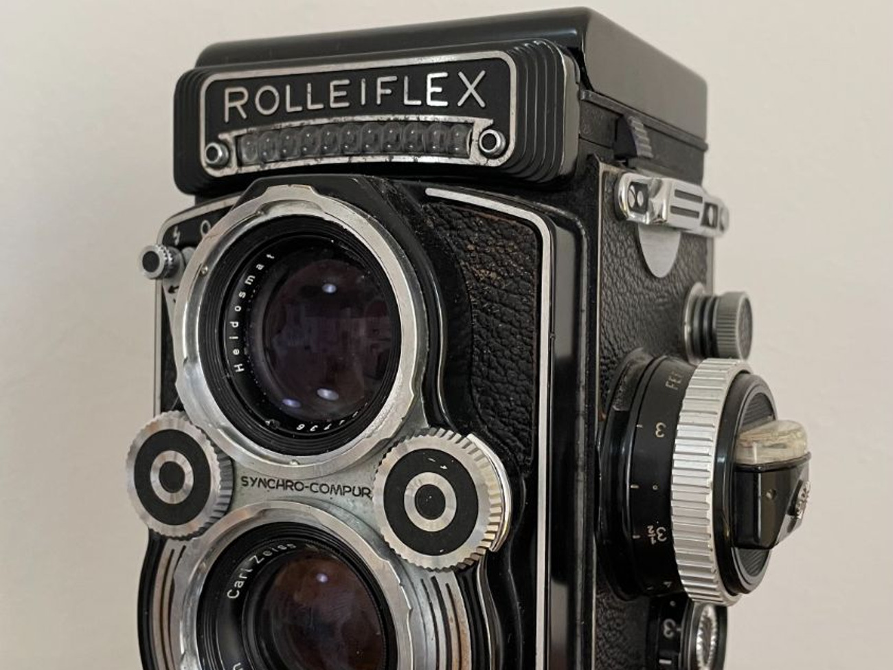 Rolleiflex 3.5f (medium format, 120mm)
