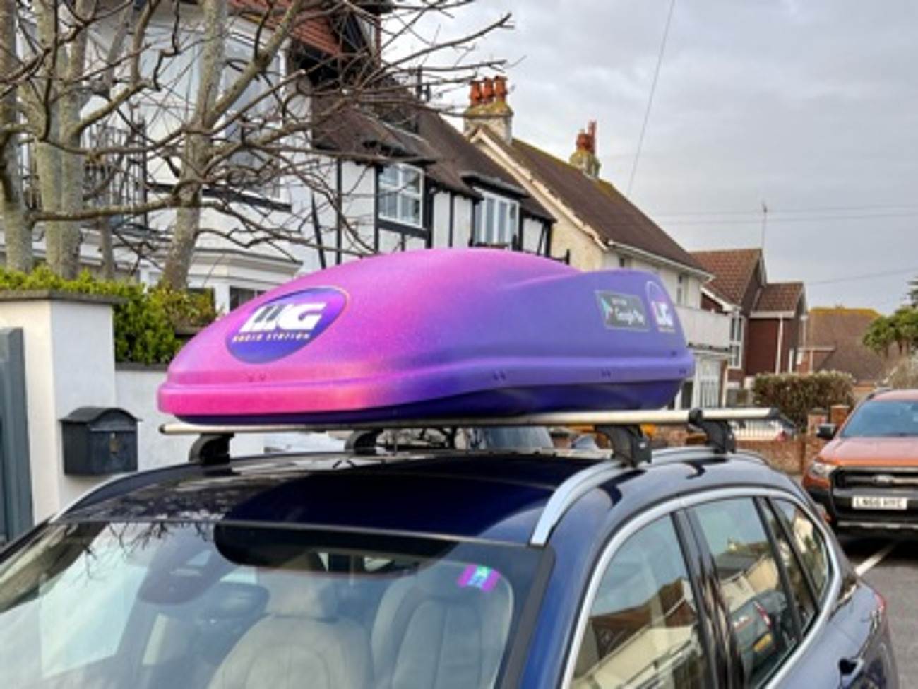 Rent Roof box for car from Danny M G, South Beddington Roundshaw