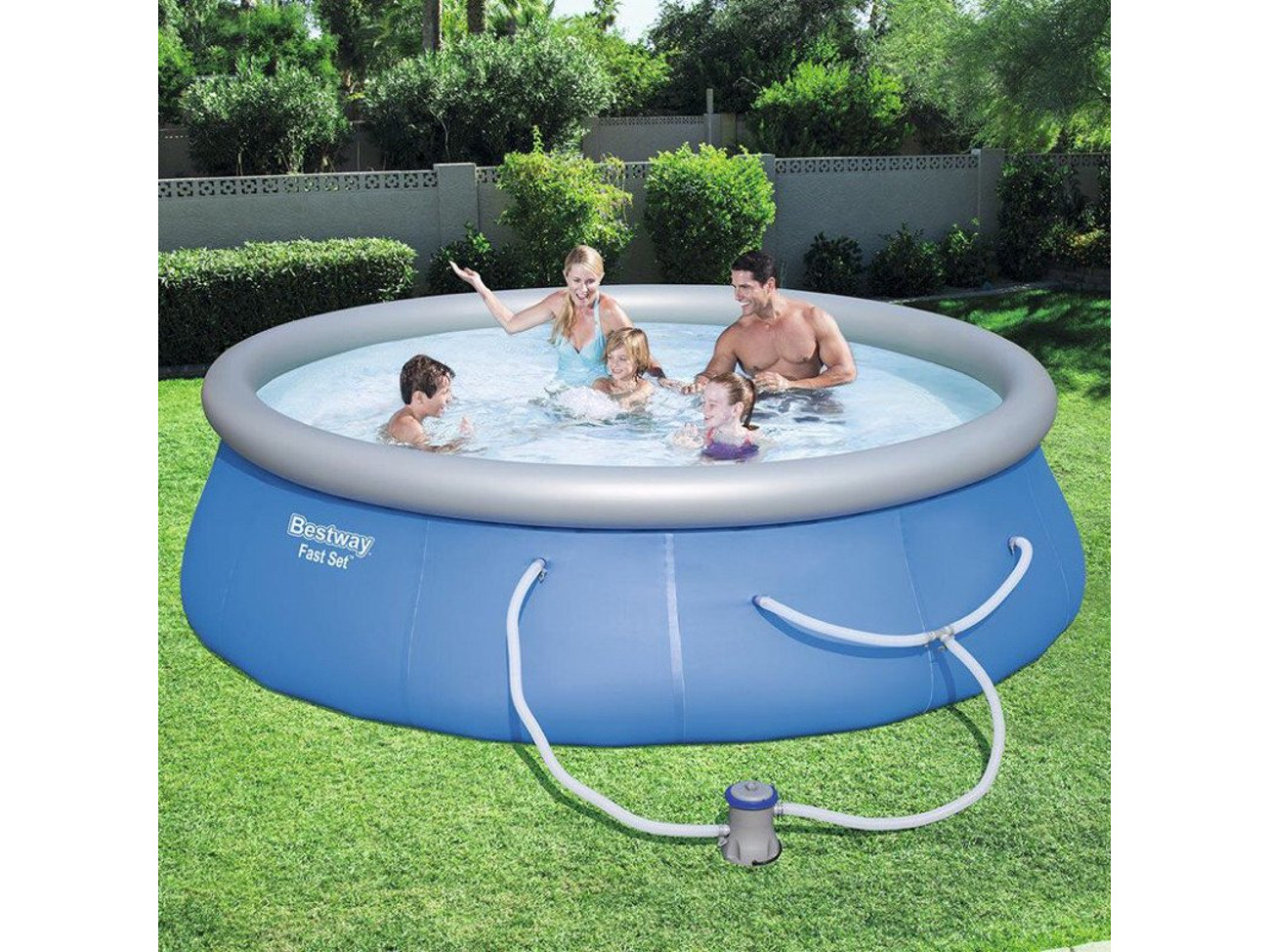 Round inflatable pool