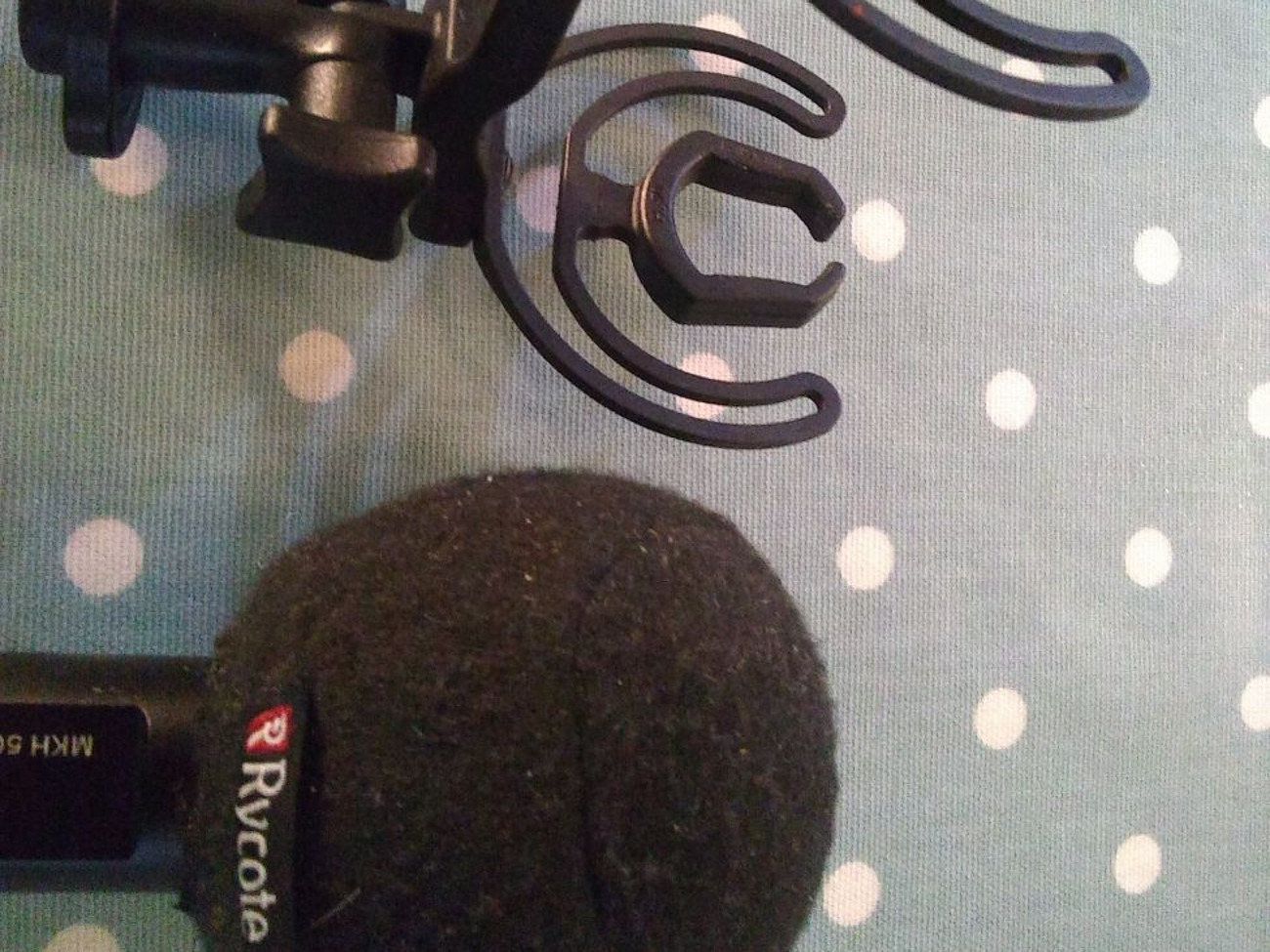 Rycote invision bracket and rycote baseball for mkh50