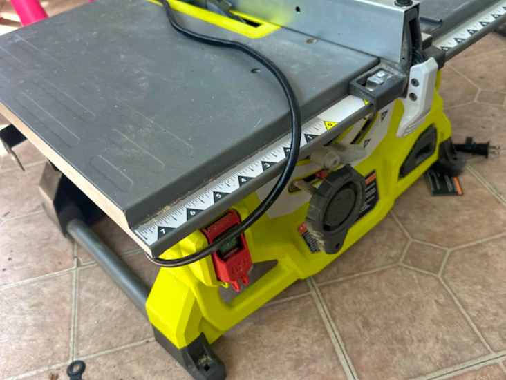 Ryobi table saw... ready for your carpentry work