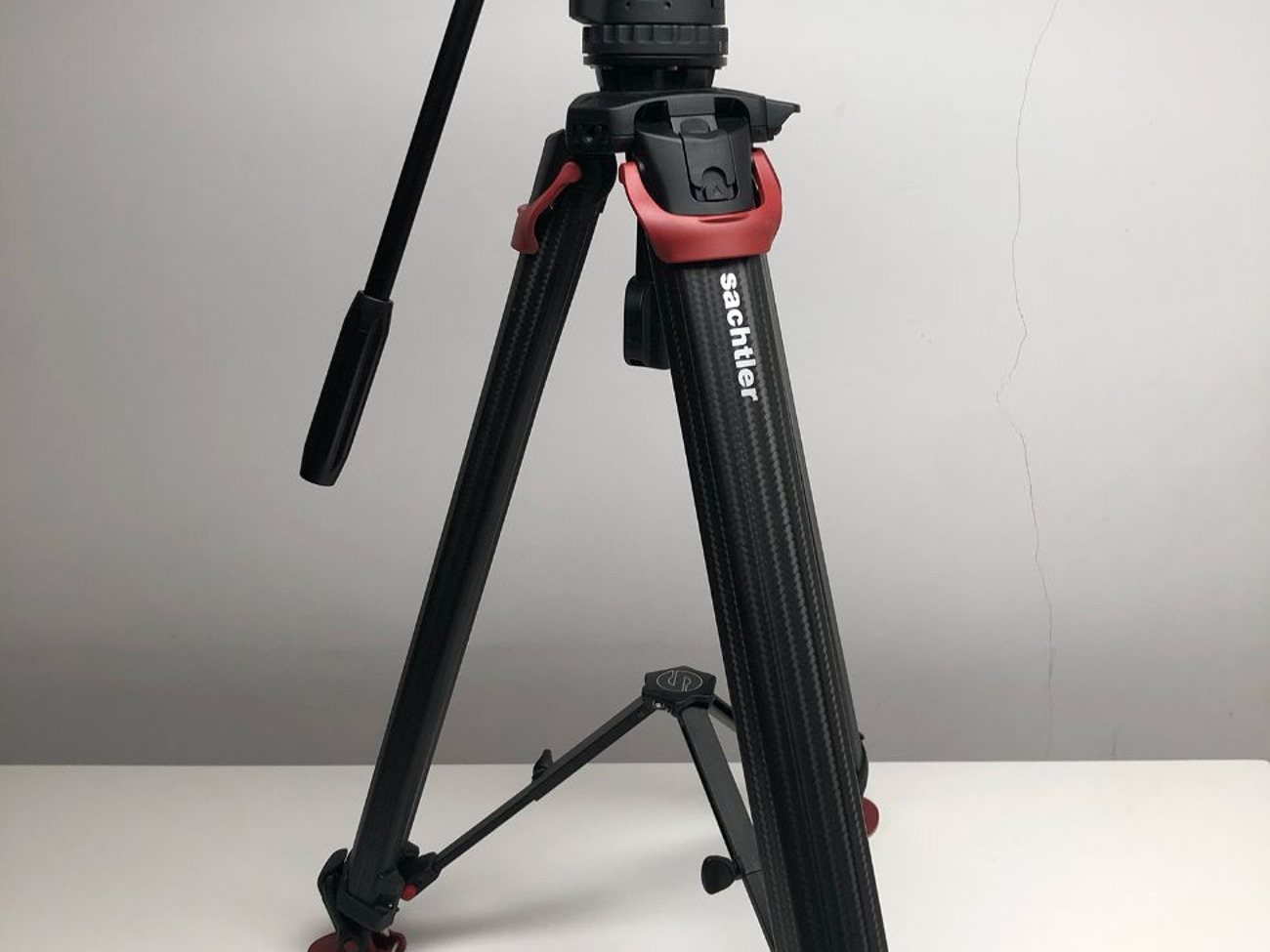 Rent Sachtler Flowtech 75 tripod legs FSB6 fluid head from