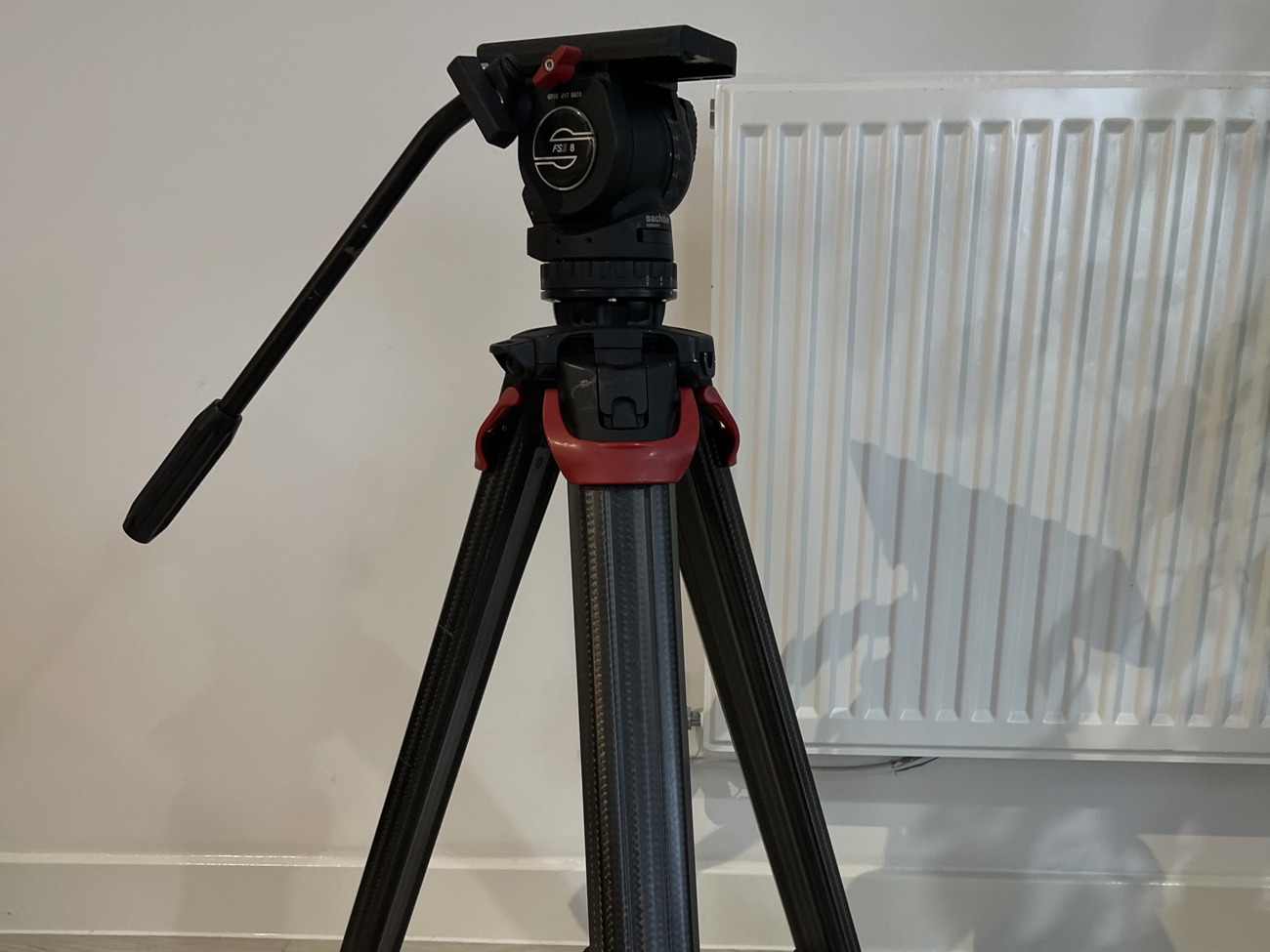 Sachtler flowtech 75 with fsb8 head