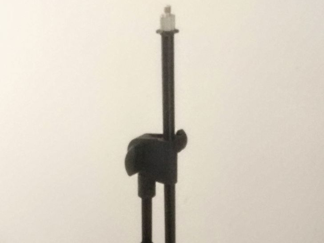 Samson ultra-lightweight microphone stand (1 of 2)