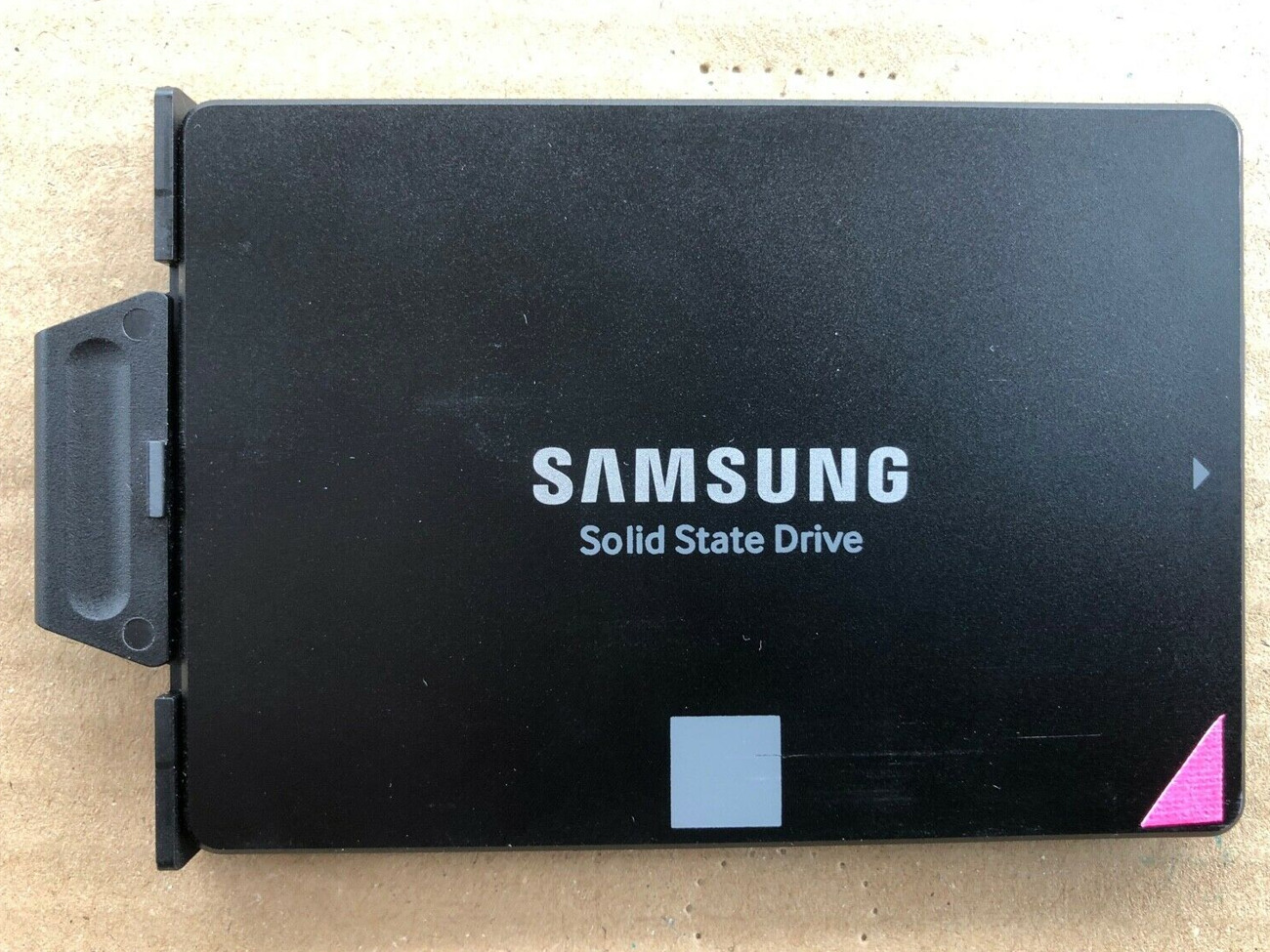 Samsung 850 evo 1tb ssd for odyssey 7 7q+ 