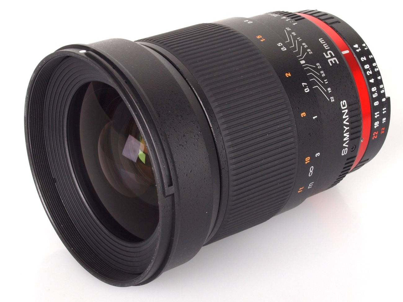 Samyang 35mm 1.4 as camera lense (ef mount)