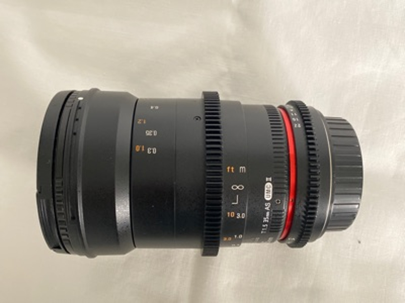 Samyang 35mm t1.5 canon cine lens