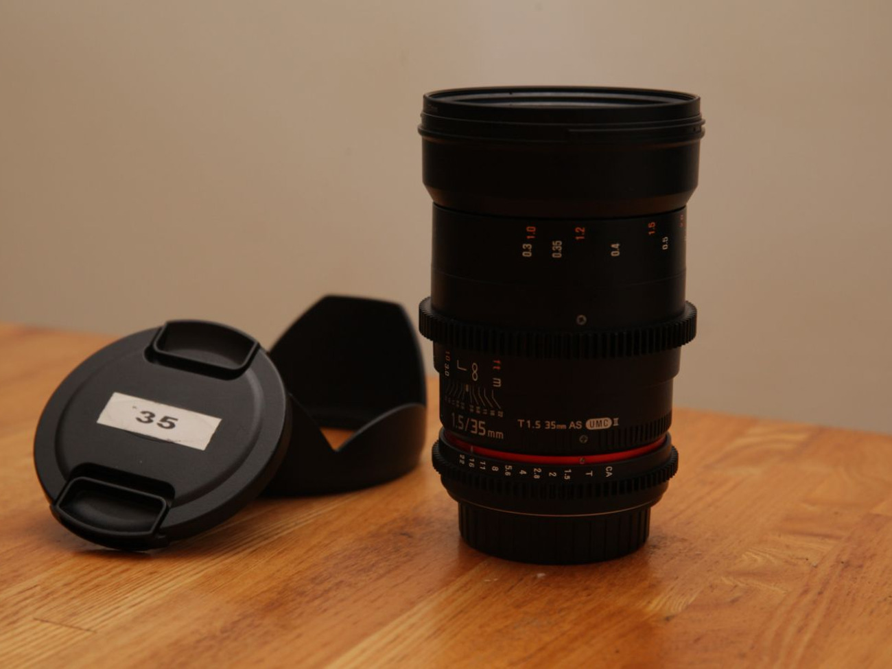 Samyang 35mm t1.5 cinema prime lens ef mount
