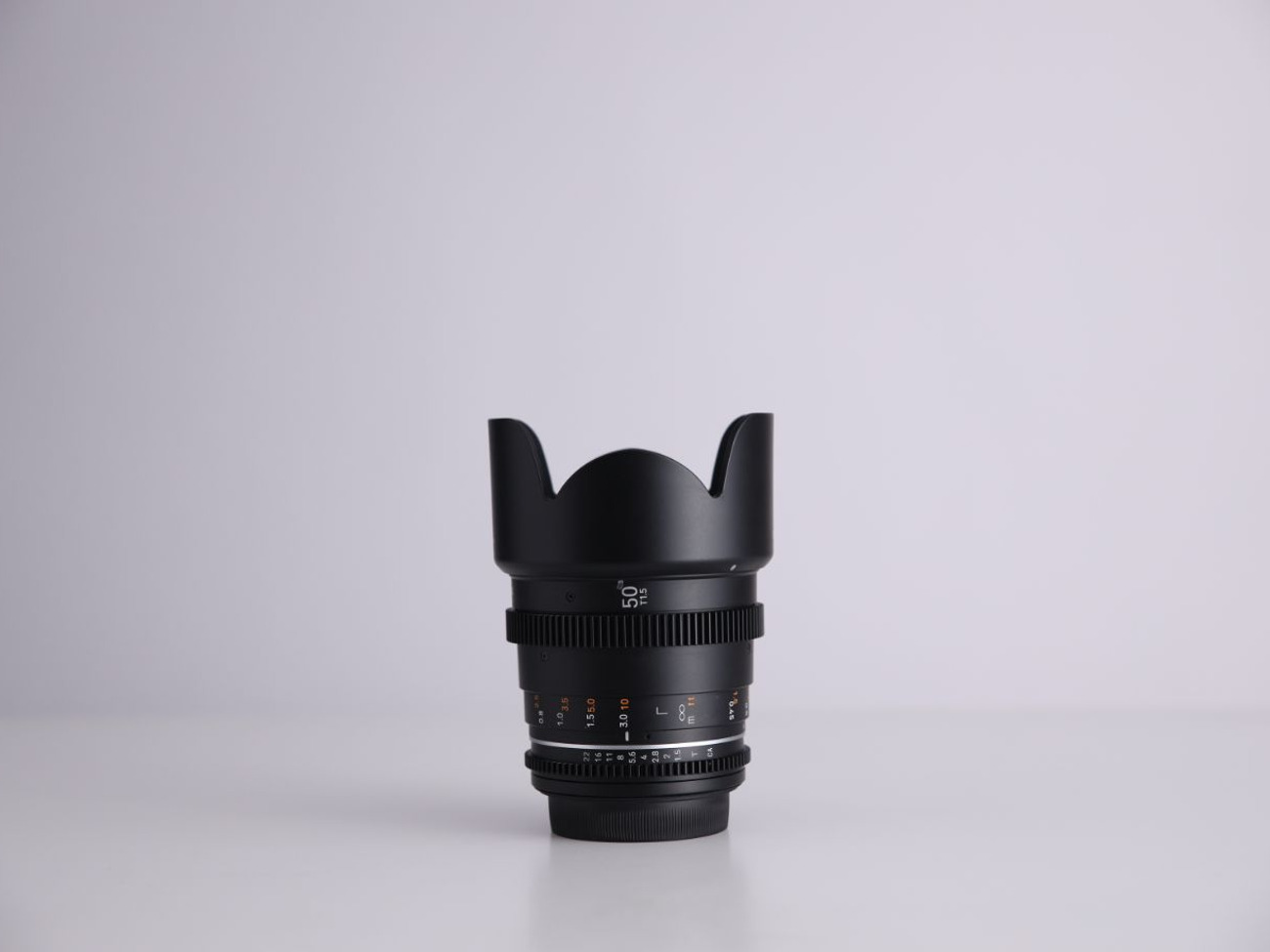 Samyang 50mm t1.5 vdslr cine lens (ef) (full frame)