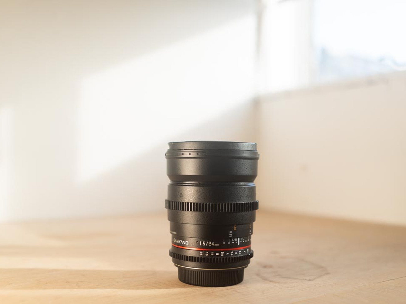 Samyang cine lens - 24mm, t1.5, ef