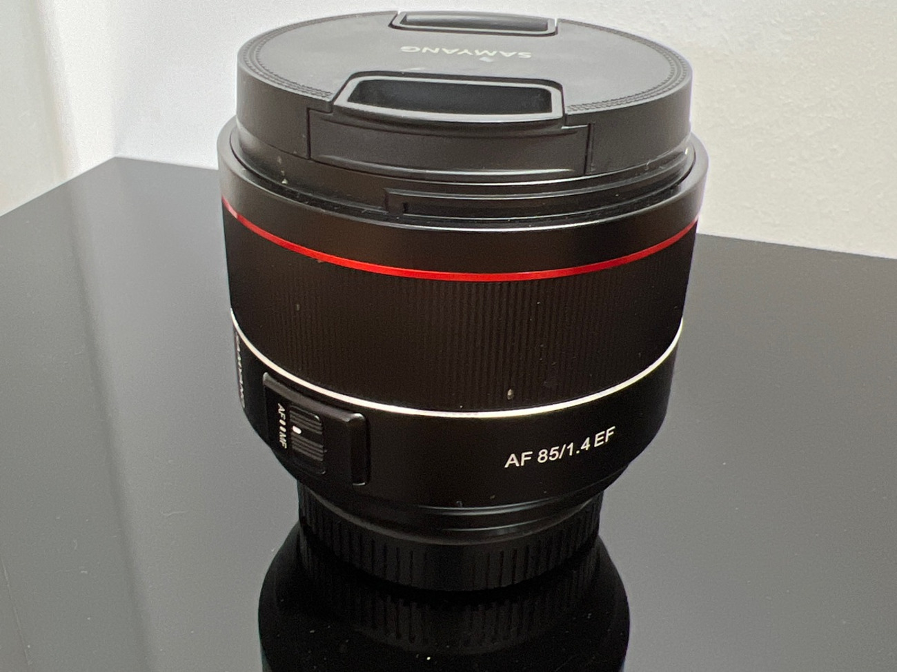Samyang ef mount af 85mm f/1.4