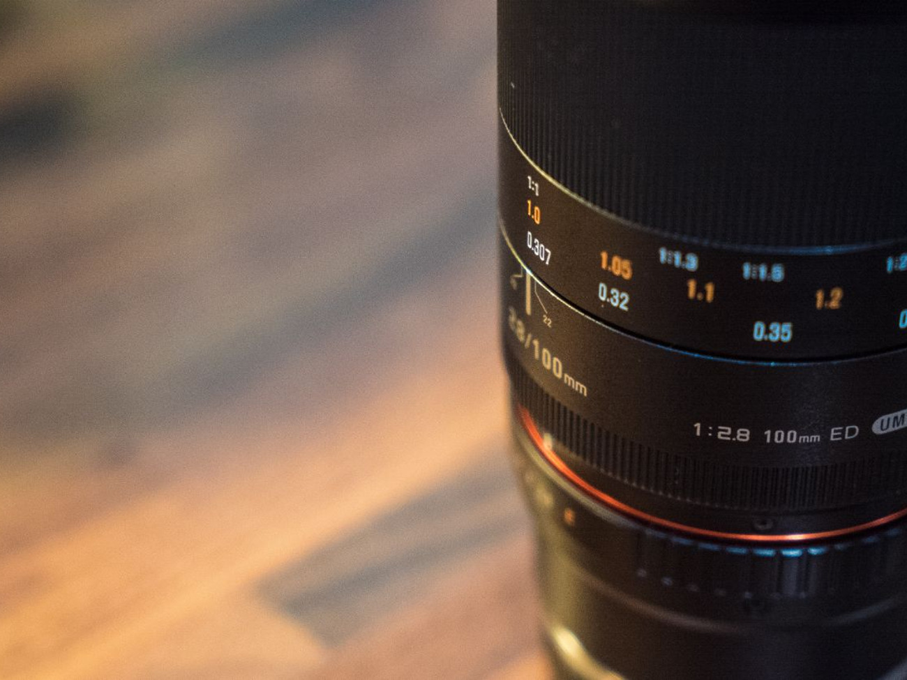 Samyang macro lens 100m f2.8 (sony fe)