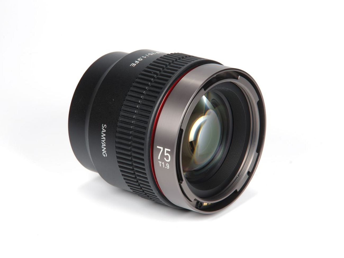 Samyang v-af 75mm cine lens