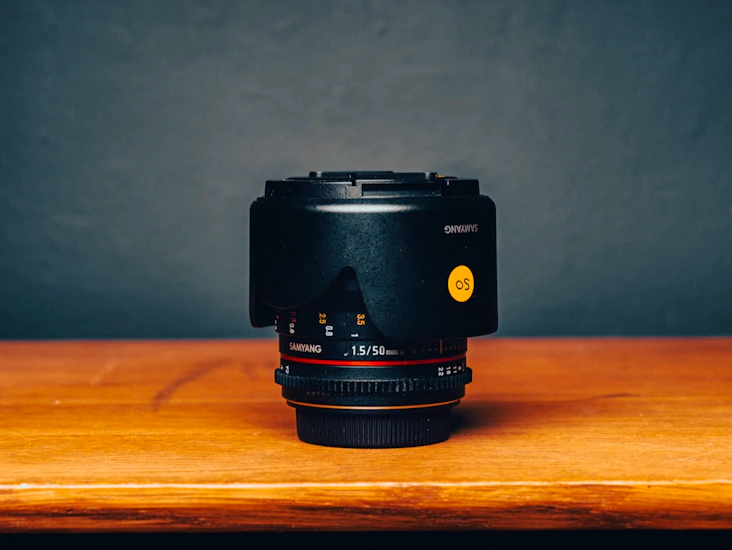 Samyang vdslr 50 mm t1.5 (ef mount)