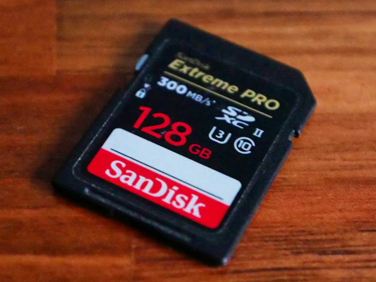 Sandisk 128 gb extreme pro sdxc 300mb/s uhs-ii memory card
