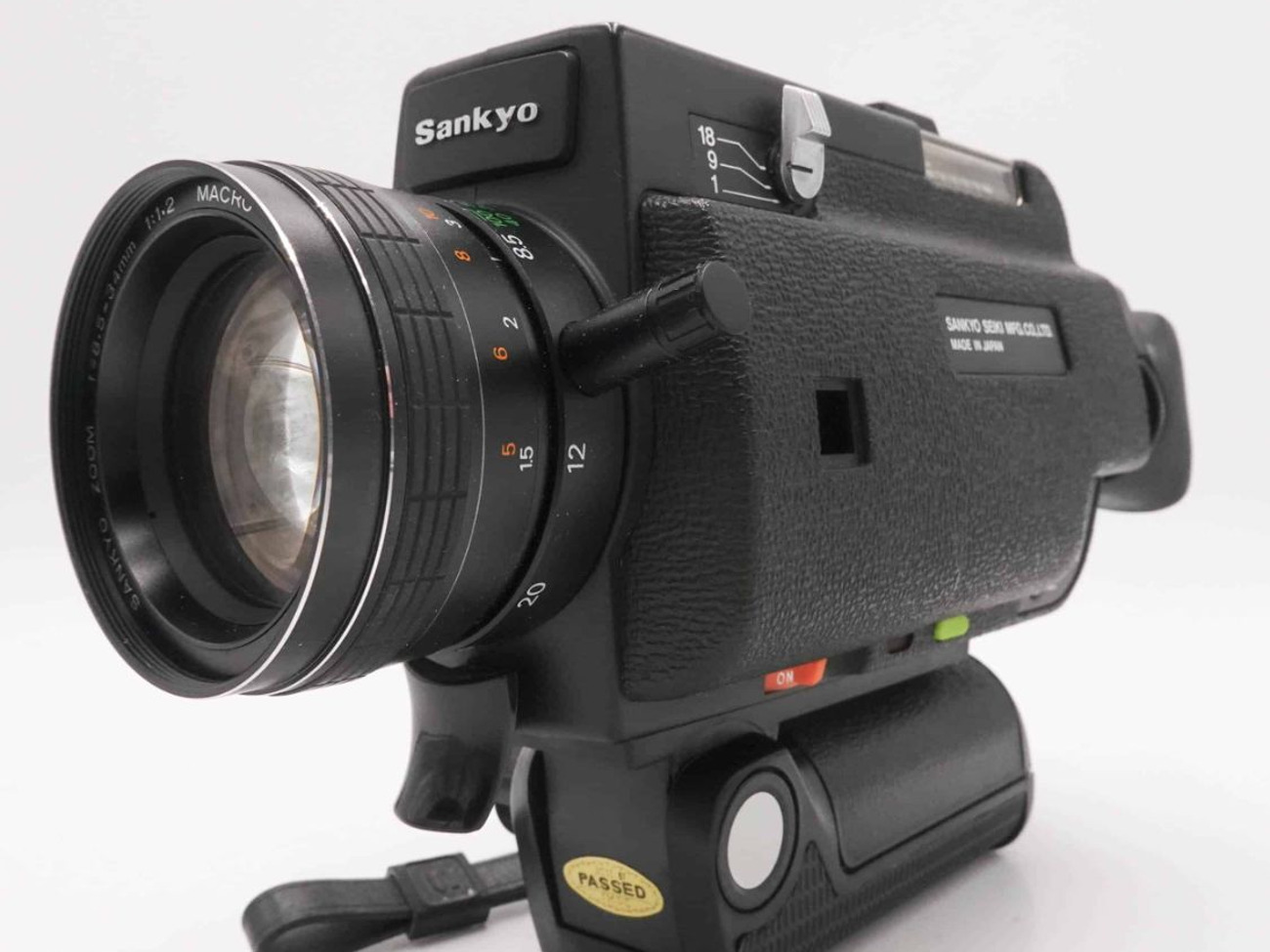 Sankyo es-44 xl super 8 camera