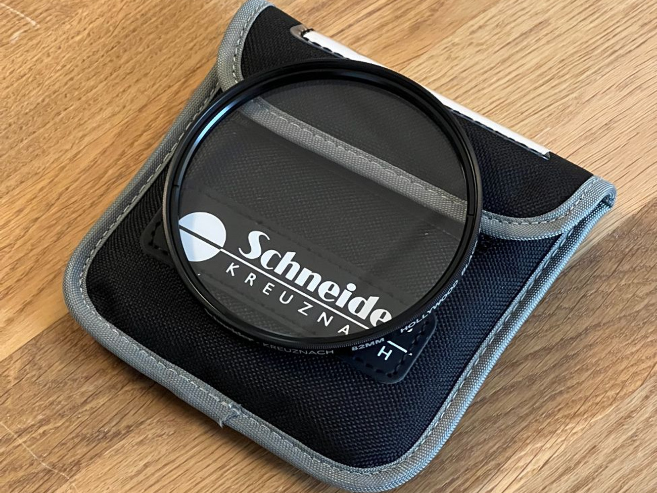 Schneider Hollywood Black Magic 1/8 82mm（Schneider Cinefilter 
