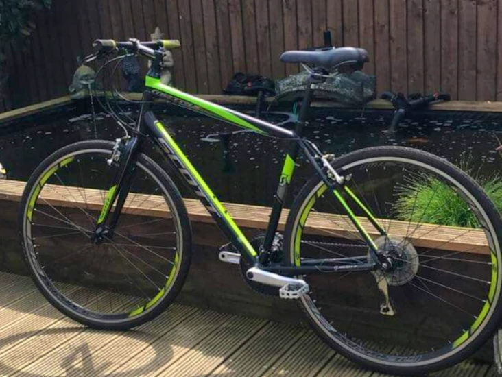 Scott hybrid bike